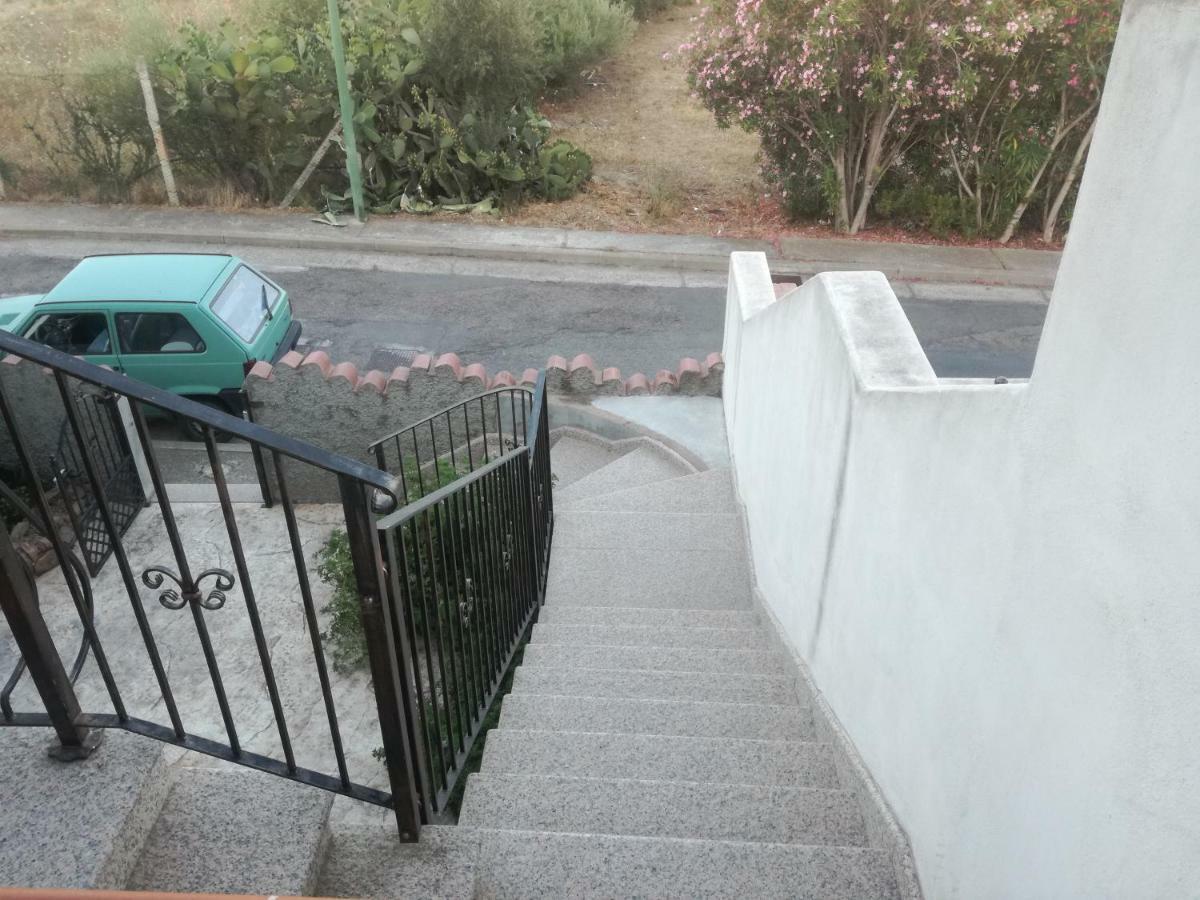 Il Giardino Lägenhet Lotzorai Exteriör bild