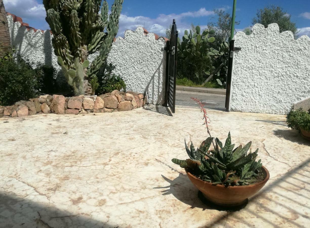Il Giardino Lägenhet Lotzorai Exteriör bild
